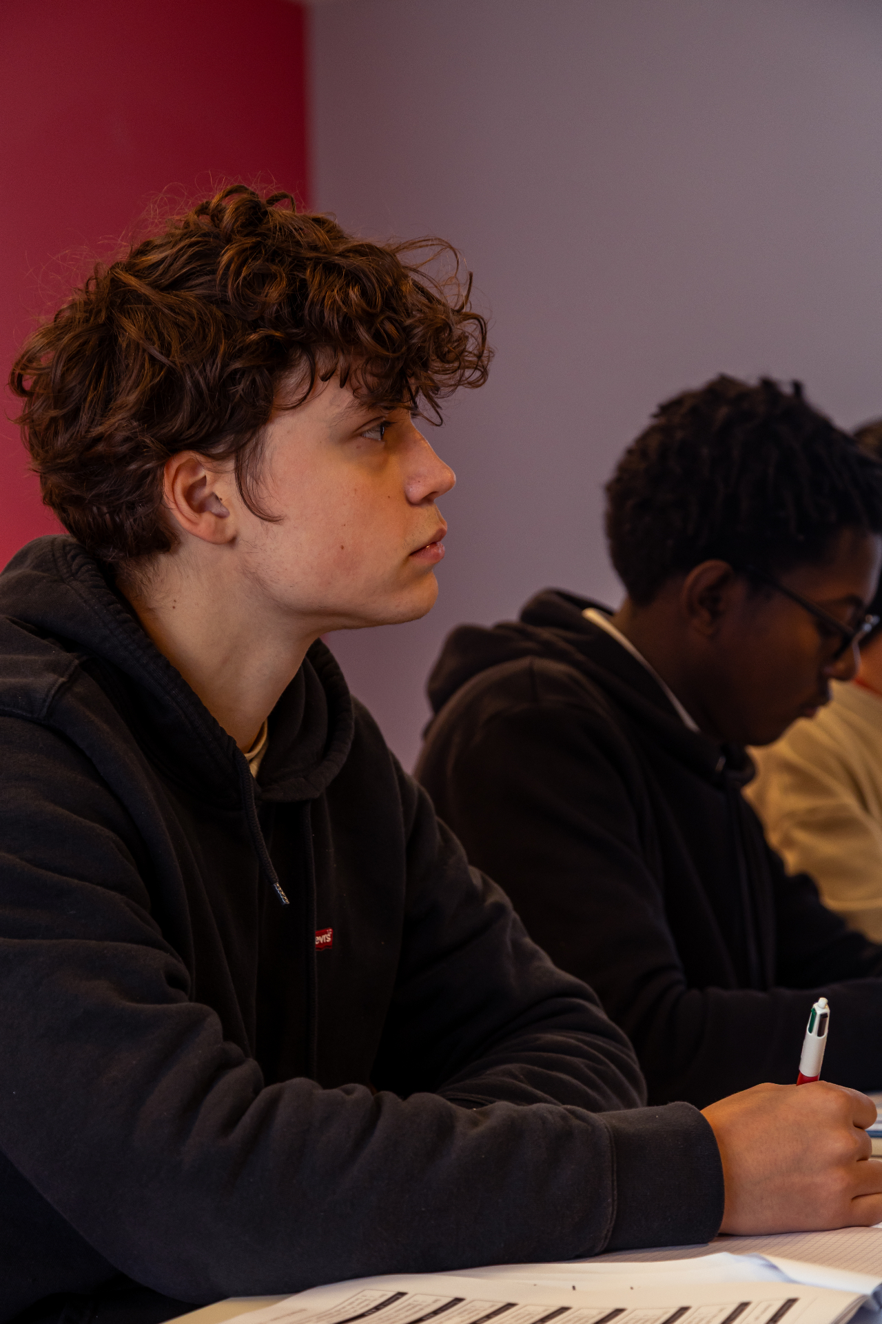 Élèves en cours de mathématiques